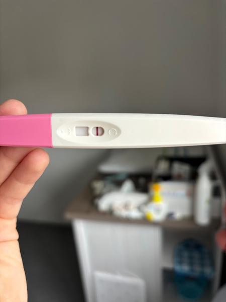 Zpoždění menstruace a duch na testu. Co si myslíte?