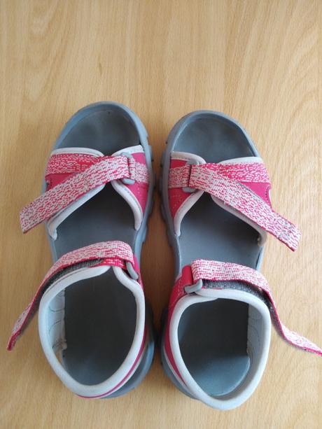Dívčí sandálky velikost 32/33., quechua,32