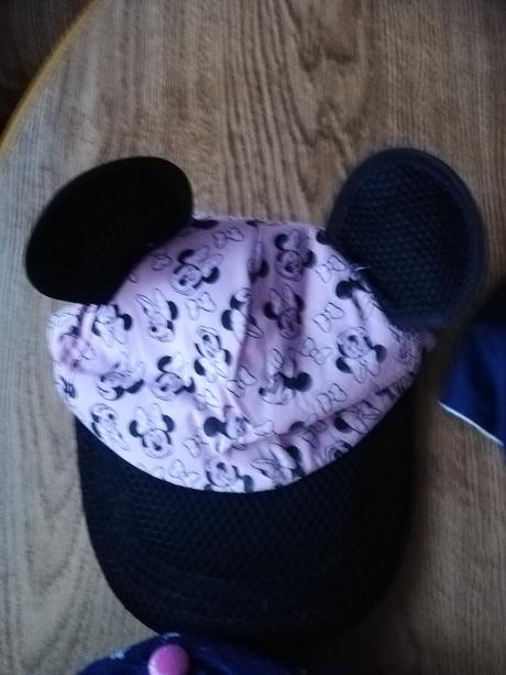 Kšiltovky dívčí vel. 52-54 cm., disney,50