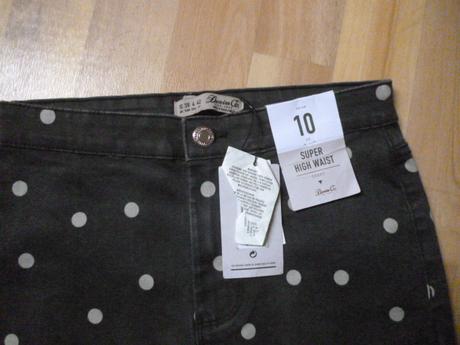Puntíkaté kratasy vel. m pro maminy, denim co,m