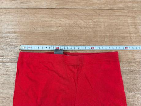 Vánoční legíny, 134