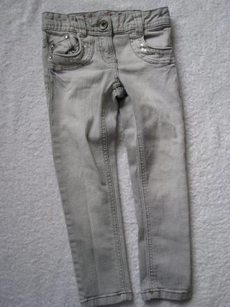 Světle šedé džíny s motýlky, next,110