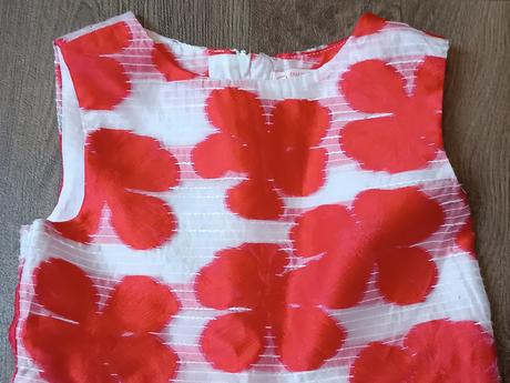 Dívčí letní květované šaty,zn.c&a, vel.110, c&a,104