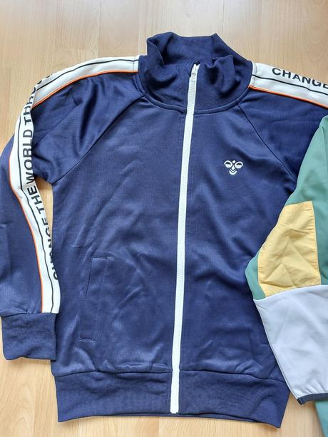 Chlapecké sportovní mikiny, top stav, 140-146, lego,140