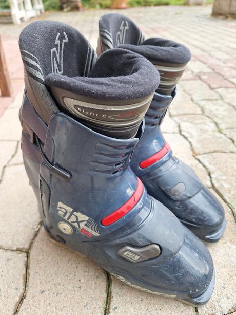 Lyžařské boty přeskáče vel. 38 / 38,5, nordica,38