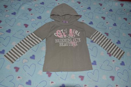 Triko s kapucí, 110