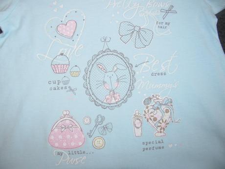 Krásné bledě modré tričko s třpytivými obrázky, tu,86