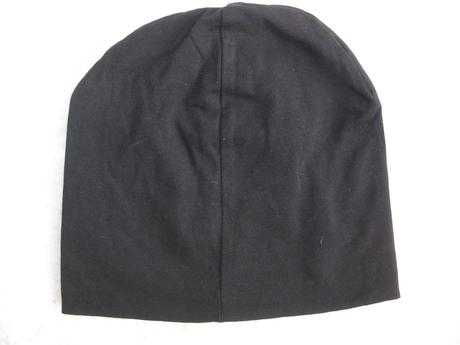 Dětská černá čepice s míčem z flitrů, h&m,104