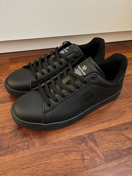 Kožené tenisky sergio tacchini, 42