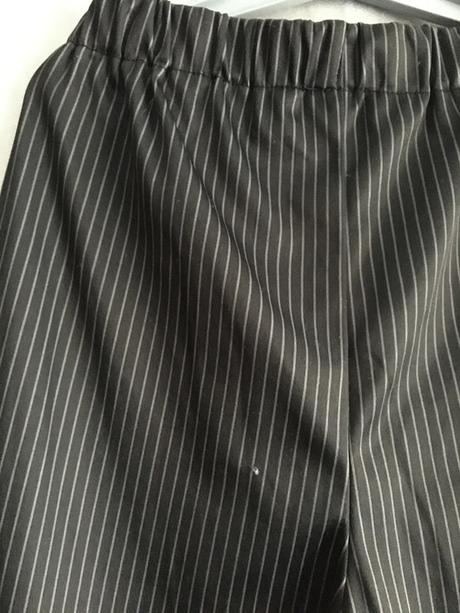 Vel. 128 lesklé kalhoty, 128