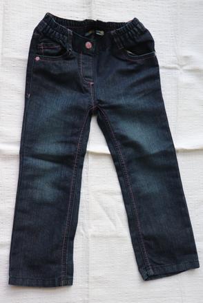 Holčičí džíny, lupilu,98