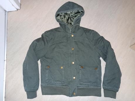 Bunda helena s kapucí 38, 38