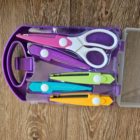 Crelando sada konturovacích nůžek, 