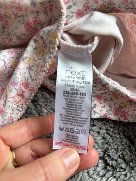 Overalek s kvítky zn. next baby - v.0/1 měs, next,56