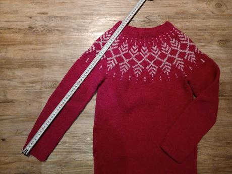 Dívčí svetr 75 vlna 9 let, 140