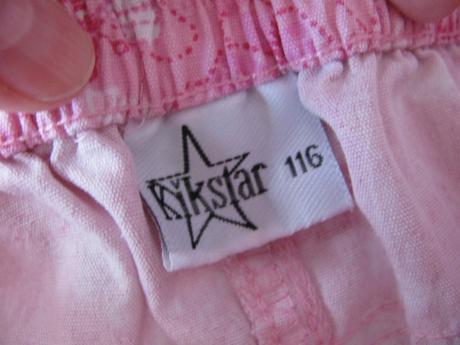 Růžové 3/4 plátěné letní kalhoty s motýlkama, 116