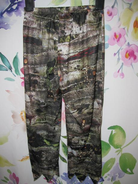 Dětský kostým zombie pirátka, 