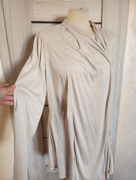 Lehký dámský kabátek, bandolera,42