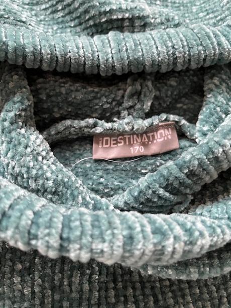 Zelený svetr s kapucí, m