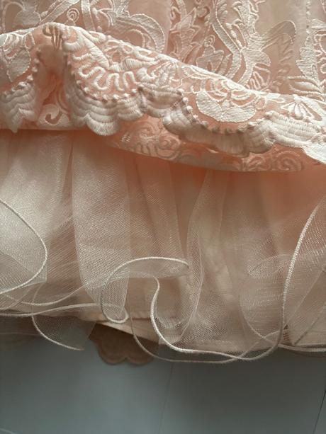 Ob/sukně sukně společenská vyšívaná - v.9/10 let, 140