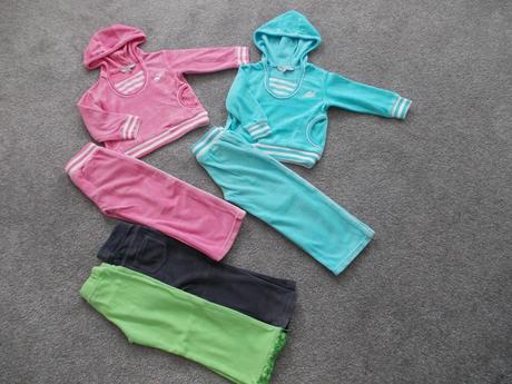 Komplet teplákové soupravy + tepláky, vel.92/98, 86–98