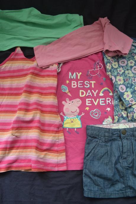 9x dívčí oblečení v.104,legíny,šaty,tepláky,sukně,, 104–116