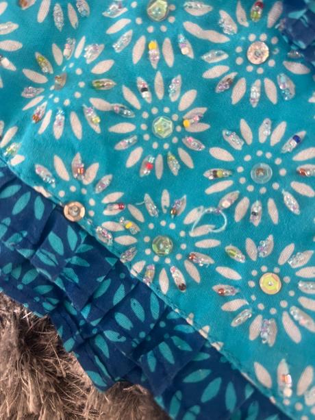 Šaty se zavazováním za krk vel. 104, 104