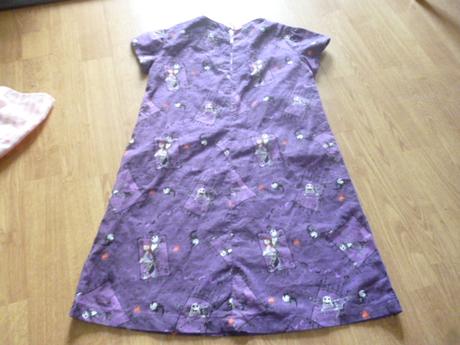 Veselé šaty 6-8, 122