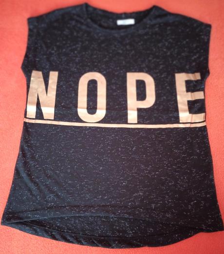 Dívčí černé triko krátký rukáv, 134