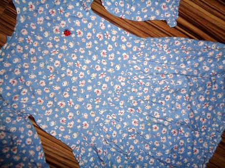 Krásné vzdušné šaty s květ a beruškou, kids club,110