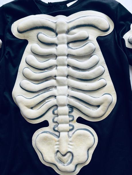 An12/ kostým kostlivec 3d aplikace  - v.5/6 let, 