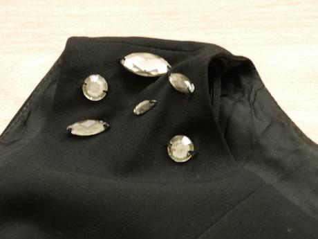 Male cerne saty zara xs, zara,xs