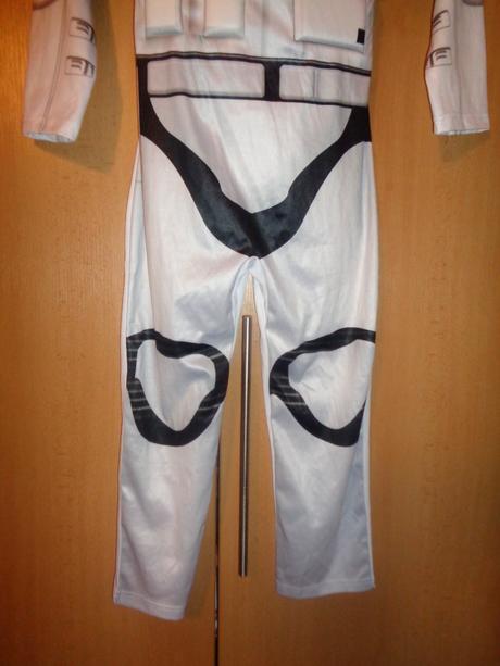 Karneval - overal star wars - 7-8 let,