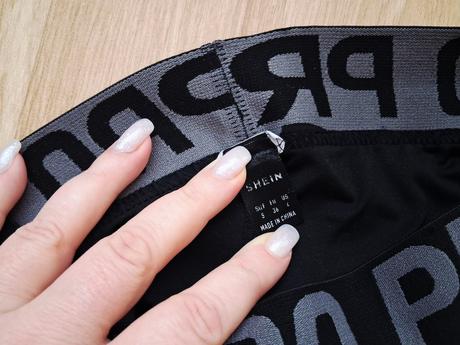 Černé kraťasy vel. s, s