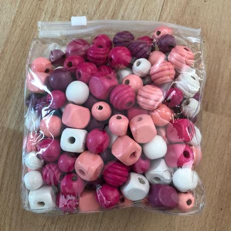 Drevene koralky set růžový,