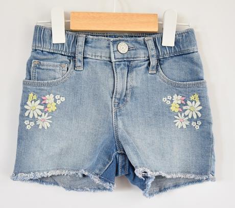 Kraťasy vel. 5 let, gap,110