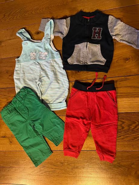 Set oblečení pro kluky - 29ks, vel. 0 - 1 rok., 68–80