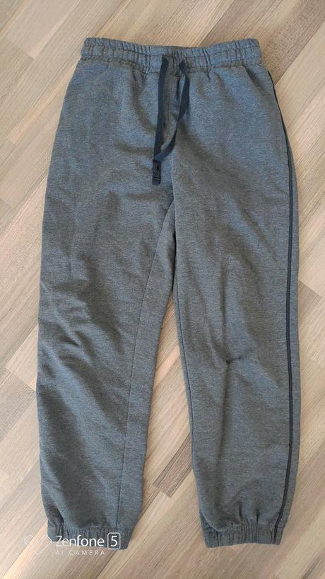 Tepláky, bonprix,134