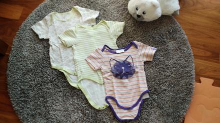 3x body / bodyčko / bodyno krátký rukáv, c&a,86