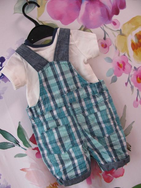 Kojenecká souprava-body+kraťasy s laclem, tu,68