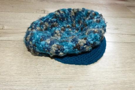 Čepice krásné barvy,