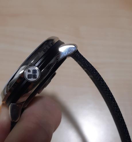 Chytré hodinky samonabíjecí sequent ag s22, sequent