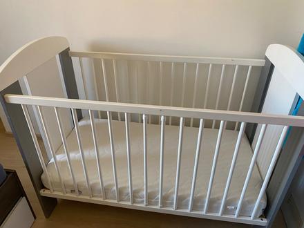 Postýlka + matrace a přebalovací komoda, šířka (cm): 60,délka (cm): 120