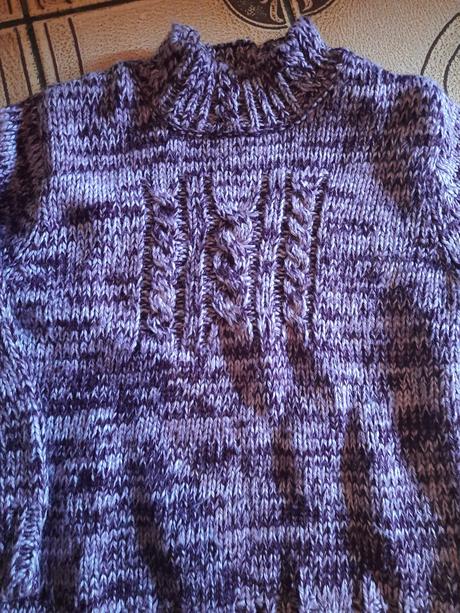 Dívčí rolákový svetr vel. 104 - 110, 104