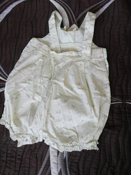 Kraťásky s laclem, 74