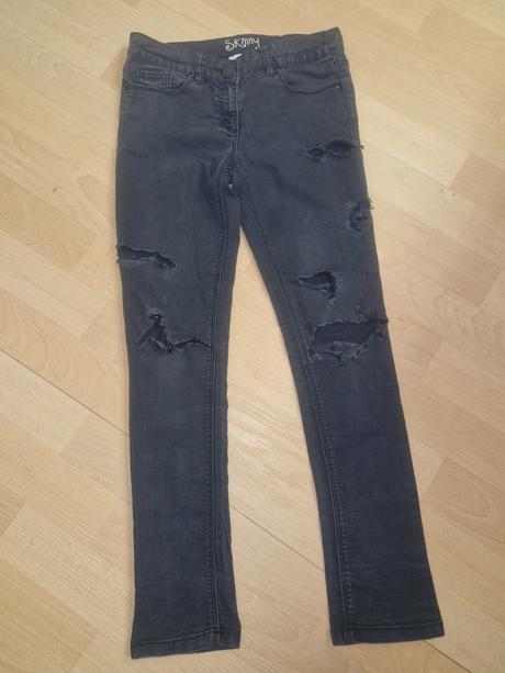 Džíny tmavě šedé s dírama next, next,152