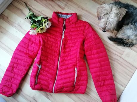 Červená bunda, esmara,36