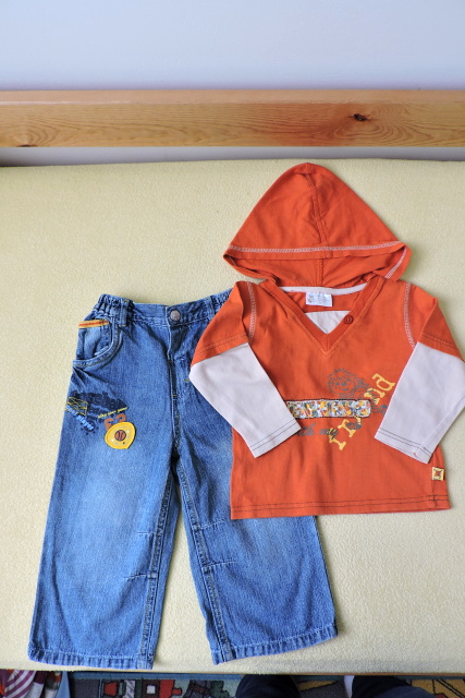 Klučičí komplet - džíny, tričko, 80