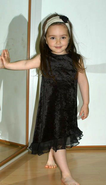 Černé sametové slavnostní společenské šaty, cq,98