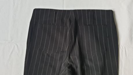 Společenské kalhoty, l